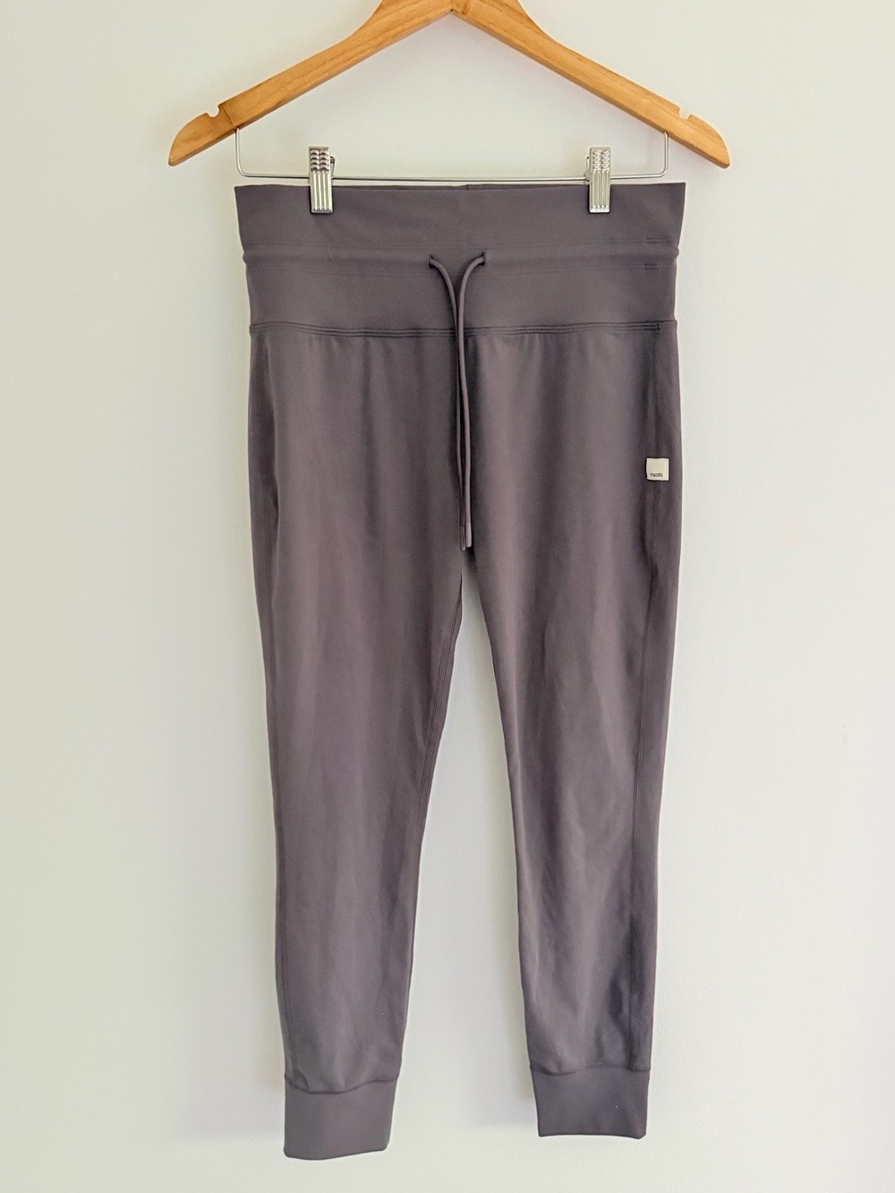 Vuori Daily Jogger Dusty Lavender Performance Pants Size Large